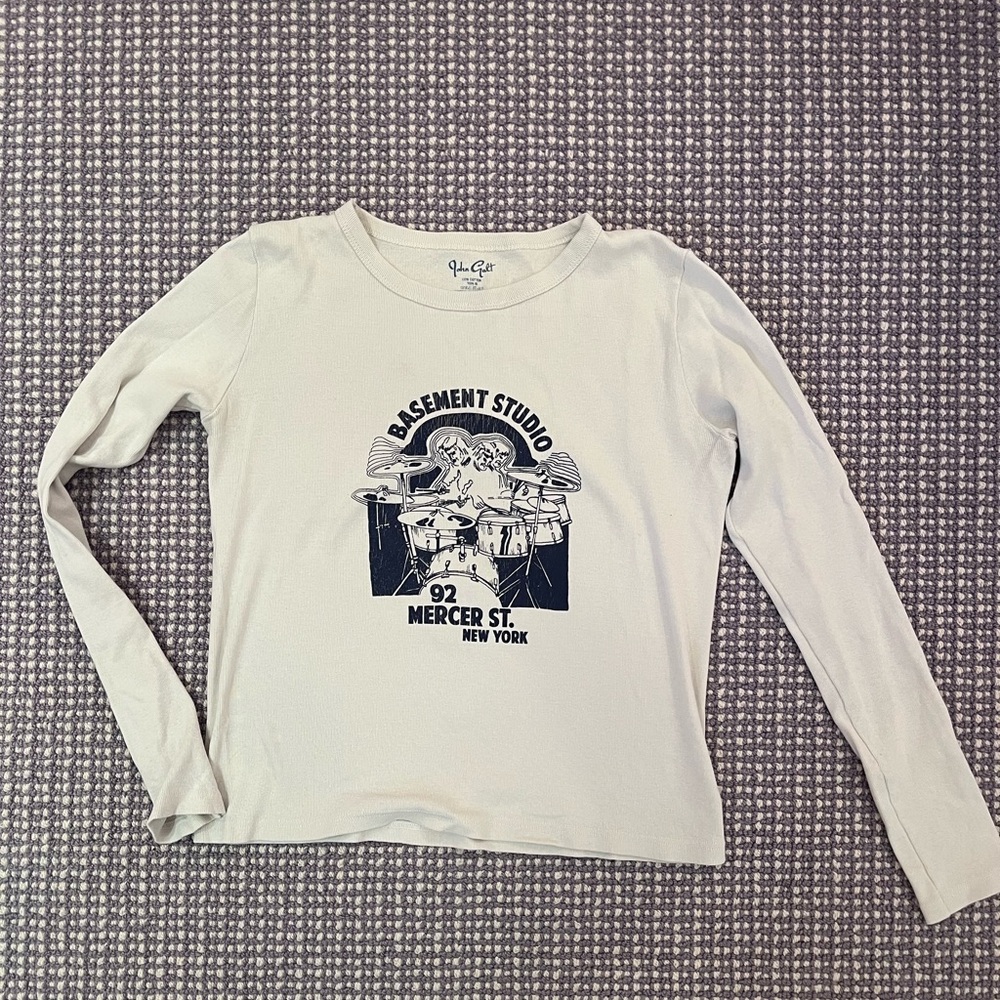 Brandy Melville long sleeve t shirt